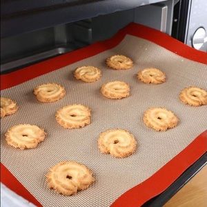 Silicon baking mat